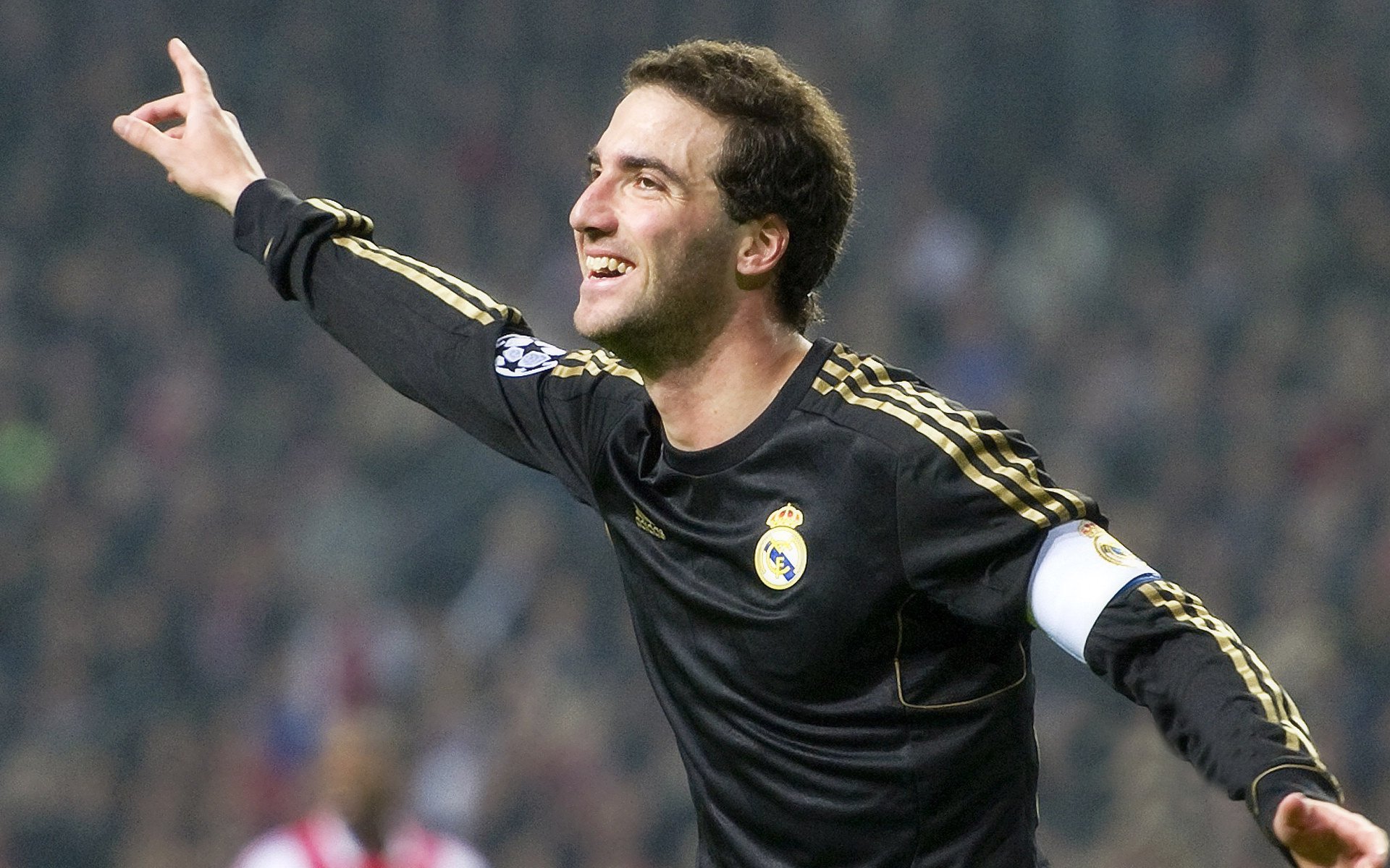 开云在线直播-“西甲焦点战:争夺冠军的战火再次点燃”,西甲精彩  第3张 开云在线直播-“西甲焦点战:争夺冠军的战火再次点燃”,西甲精彩  第3张